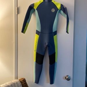 RipCurl Long sleeve wetsuit E4 DawnPatrol kids sz 10